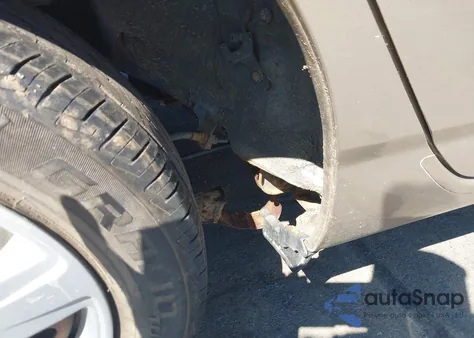 2007 Toyota Corolla Le z USA, uszkodzony, nr VIN 2T1BR32E17C809662